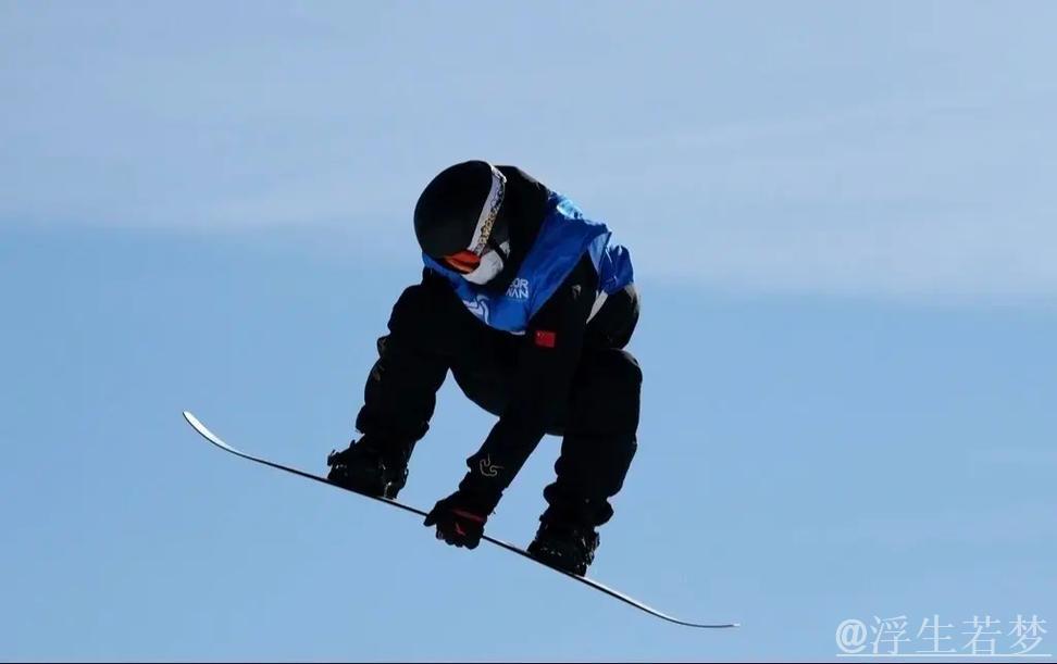 单板滑雪男子大跳台杨文龙摘得第八名