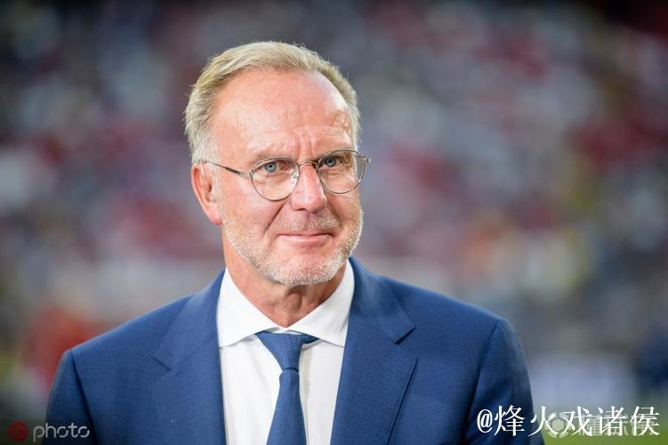 鲁梅尼格否认阿拉巴换萨内 重点是同现有球员续约